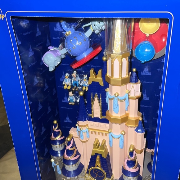 DISNEY Cinderella Castle Light Up Play Set Walt Disney World 50th Annive… - Picture 4 of 17